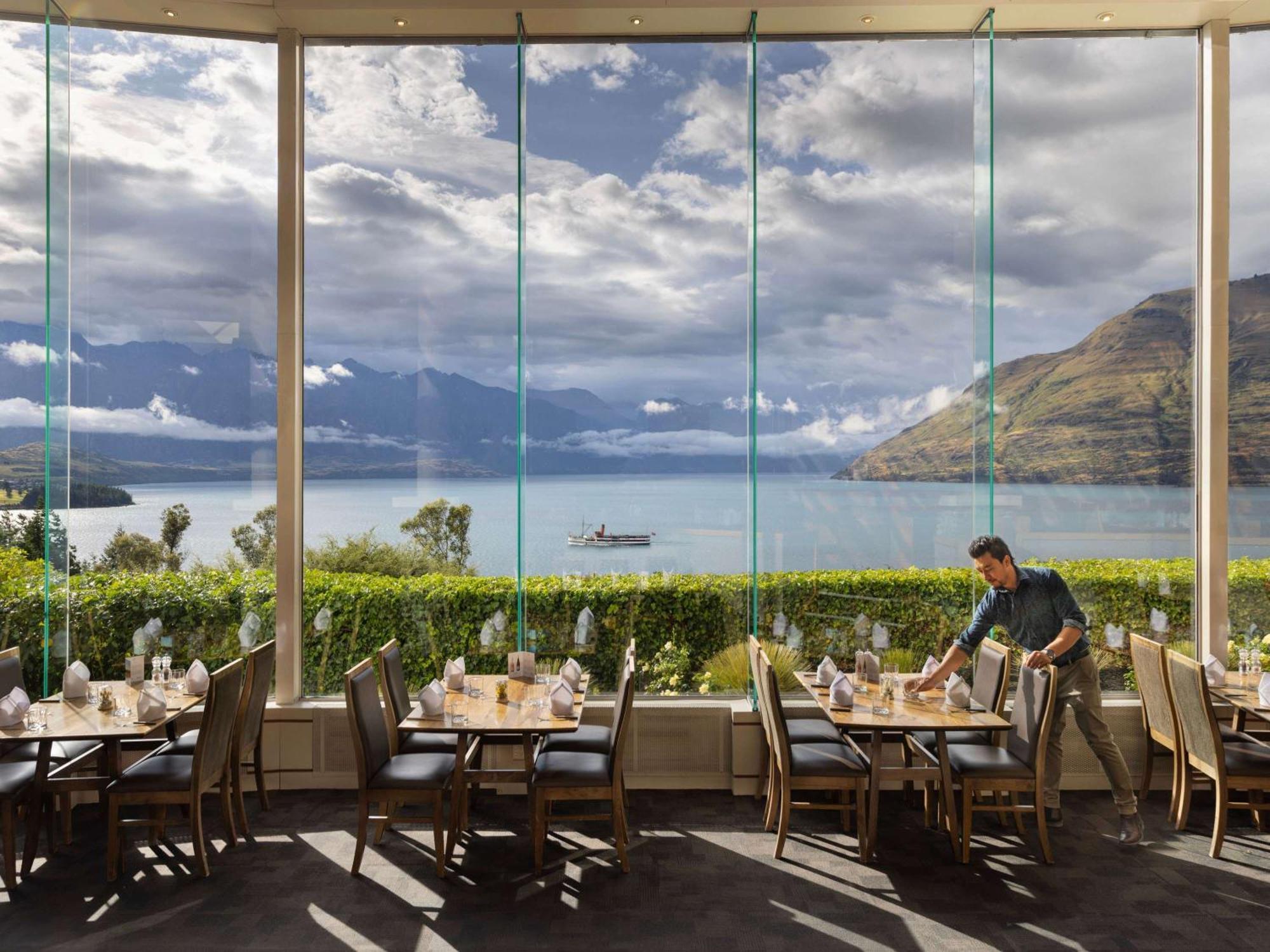 Mercure Queenstown Resort Экстерьер фото